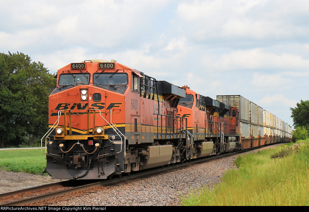 BNSF 6400